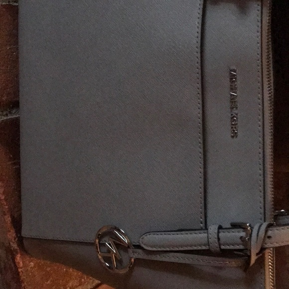 Michael Kors Purse - Picture 3 of 9